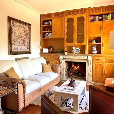 Casa Gredos * 坎德莱达